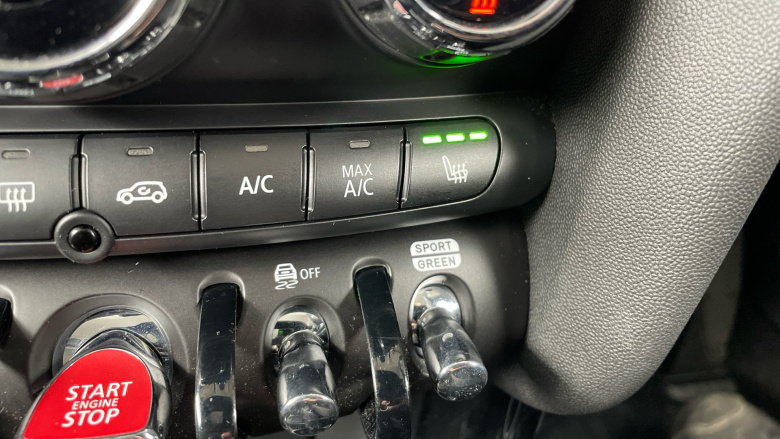 MINI Hatchback 1.5 Cooper Classic II 5dr Petrol Hatchback